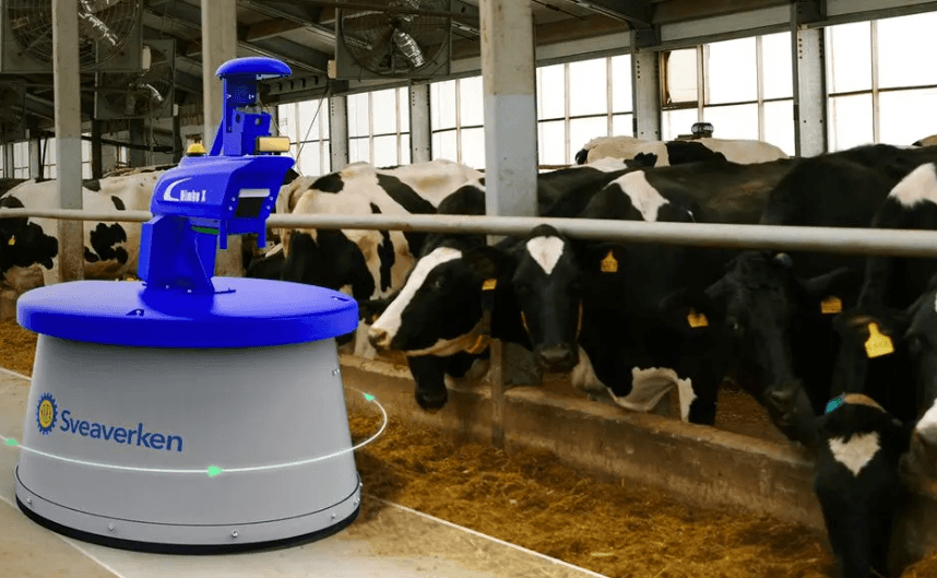 畜産ロボットで24時間体制の家畜管理を実現